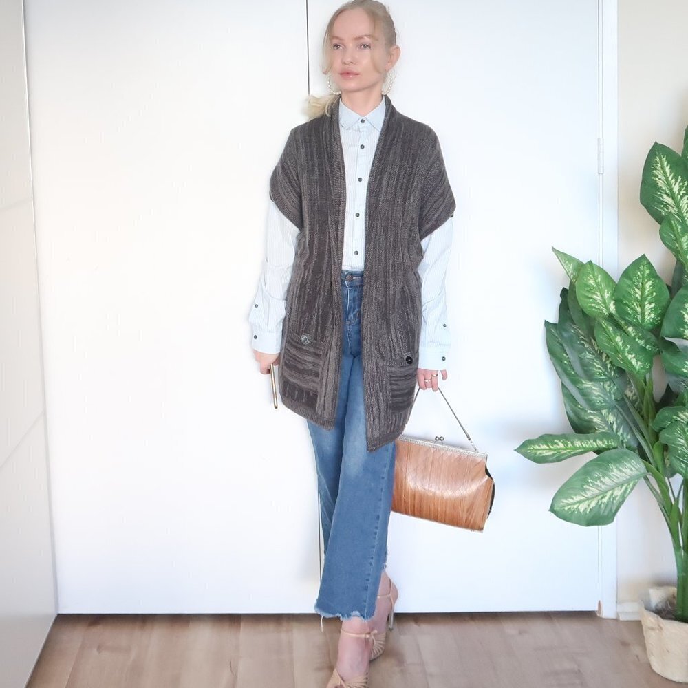 BCBGMaxAzria Grey Knitted Open-front Vest With Pockets